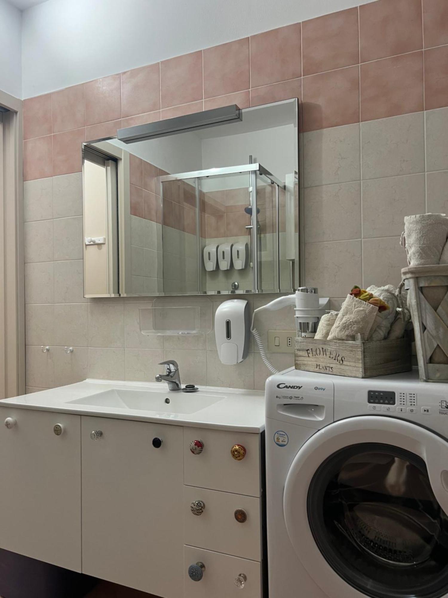 Tevere 20 House Monza Room photo